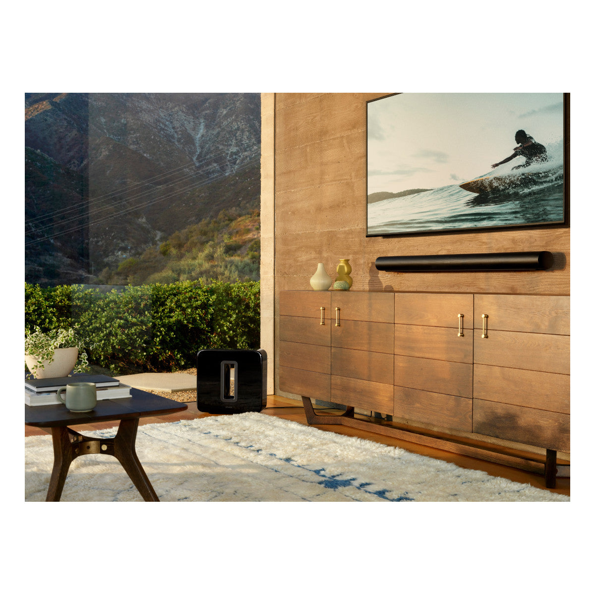  Sonos Arc - The Premium Smart Soundbar for TV, Movies, Music,  Gaming, and More - Black (Renewed)