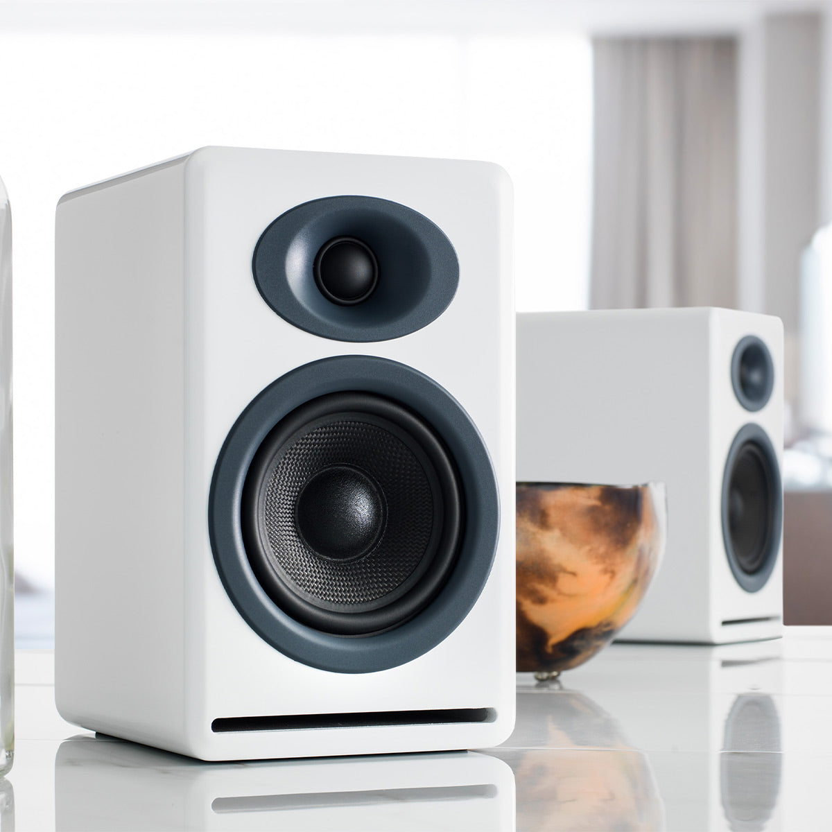 Audioengine P4 Passive Bookshelf Speaker - Pair (White)