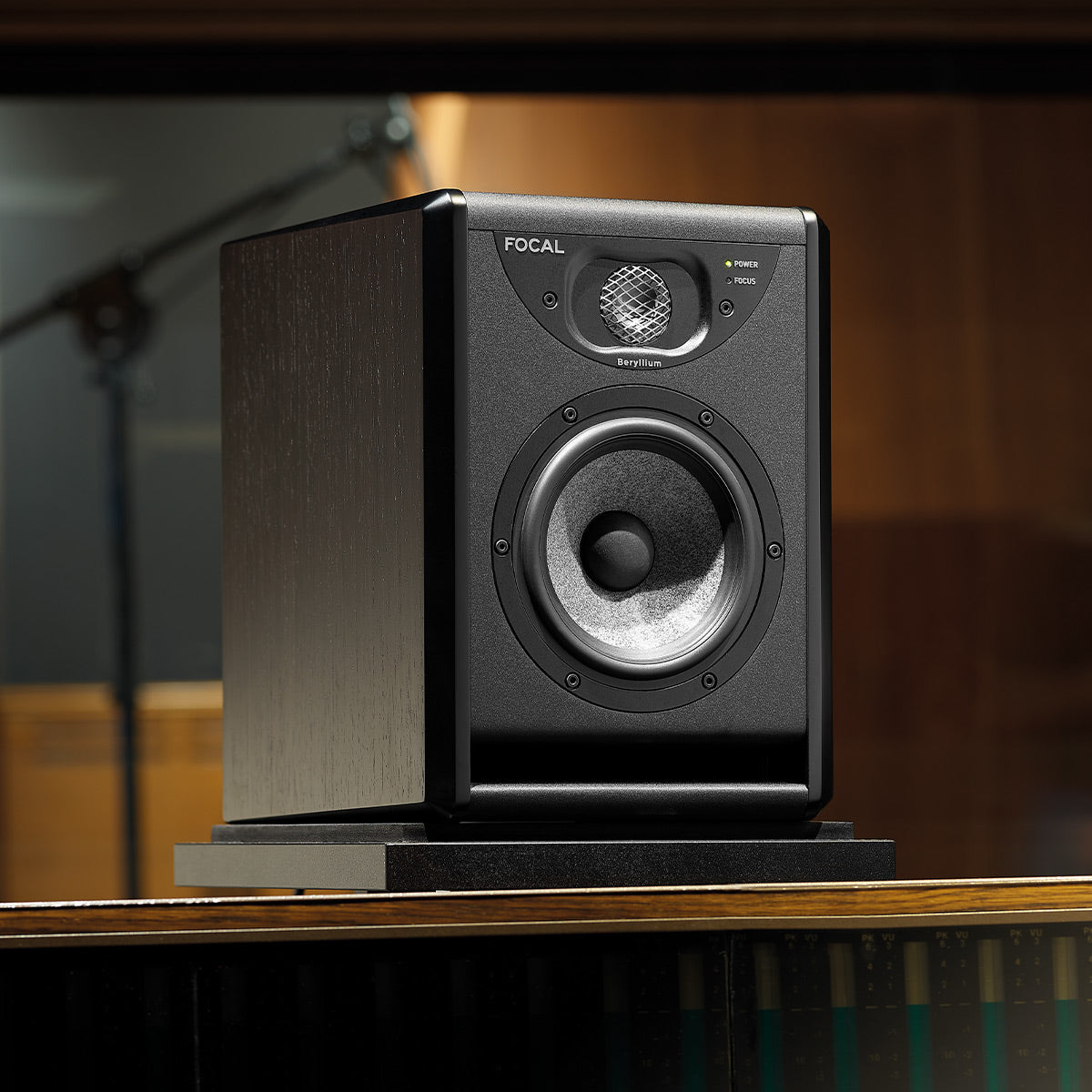 Focal SOLO6 2-Way Active Monitor